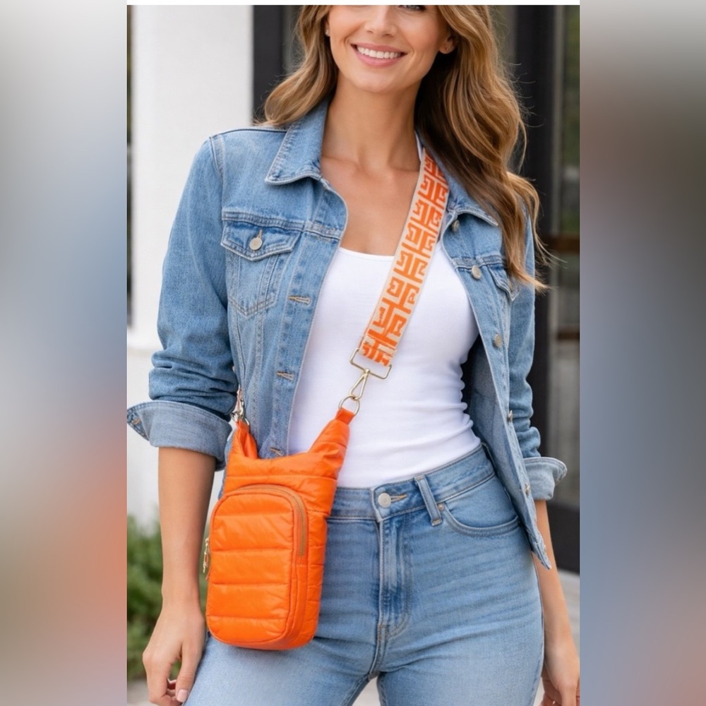 Wanderfull Crossbody Hydrobag Orange Quilted Bag NWOT